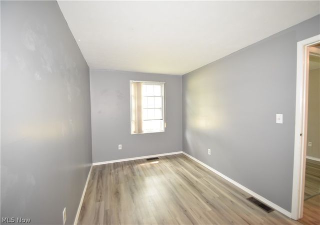 143 Camrose Drive, Niles, OH 44446