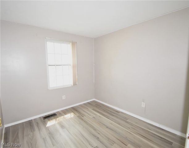 143 Camrose Drive, Niles, OH 44446