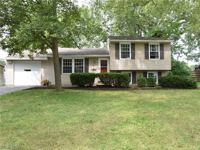 143 Camrose Drive, Niles, OH 44446