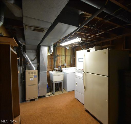 143 Camrose Drive, Niles, OH 44446