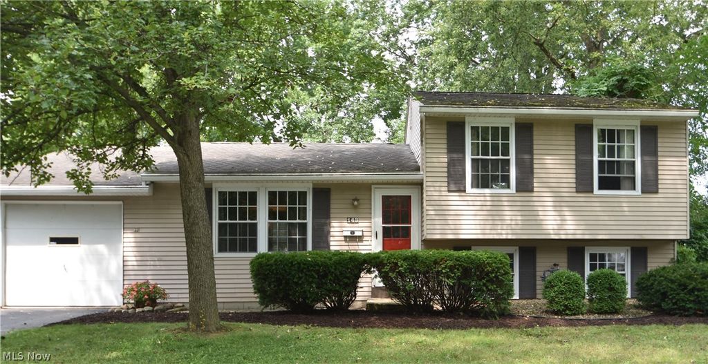 143 Camrose Drive, Niles, OH 44446