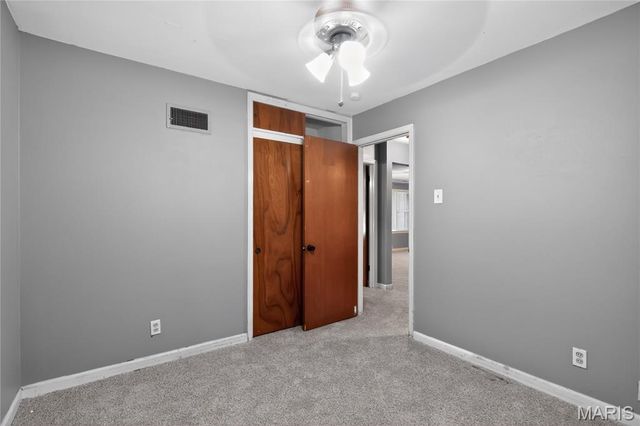 14 Forest Home Court, St Louis, MO 63137
