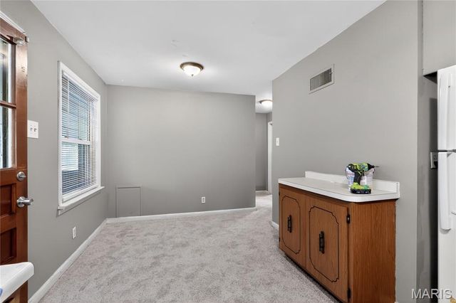 14 Forest Home Court, St Louis, MO 63137