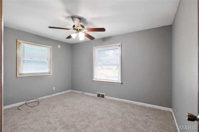 14 Forest Home Court, St Louis, MO 63137