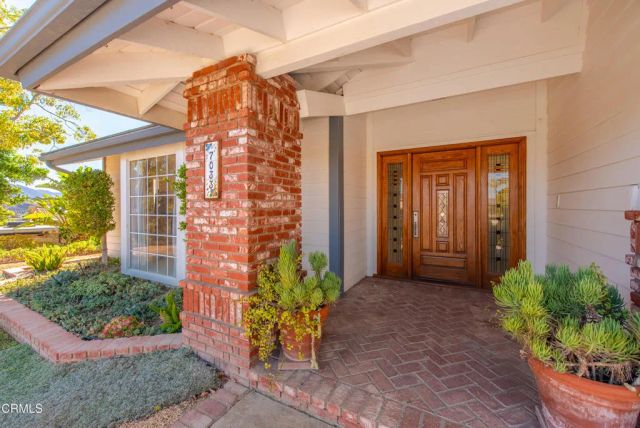 7033 Quito Court, Camarillo, CA 93012