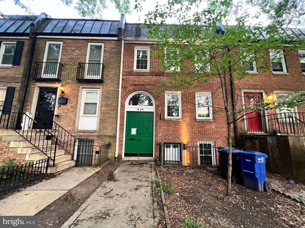 624 G ST SW, Washington, DC 20024