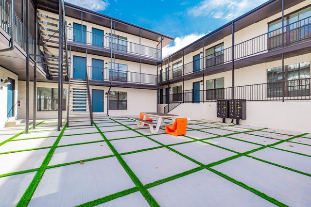 606 N Marsalis Avenue 112, Dallas, TX 75203