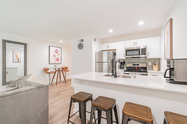 606 N Marsalis Avenue 112, Dallas, TX 75203