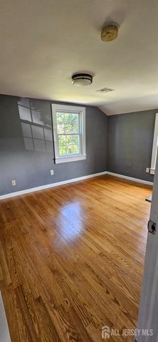 58 Morris Lane, Piscataway, NJ 08854