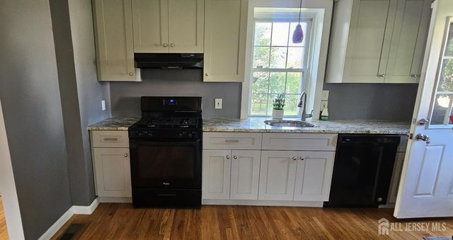 58 Morris Lane, Piscataway, NJ 08854