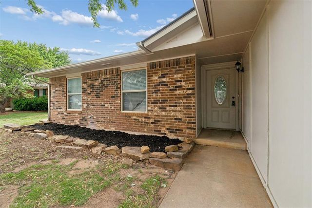 967 Heritage Mansion, Yukon, OK 73099