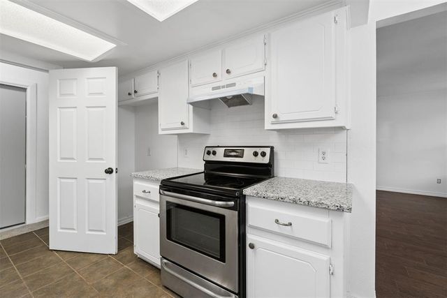 967 Heritage Mansion, Yukon, OK 73099