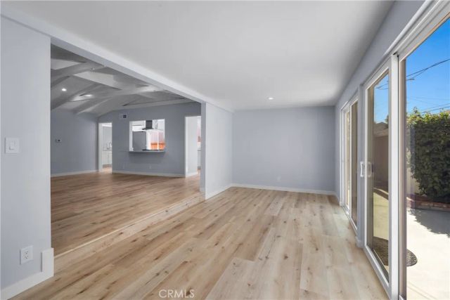 16824 Calahan Street, Northridge, CA 91343