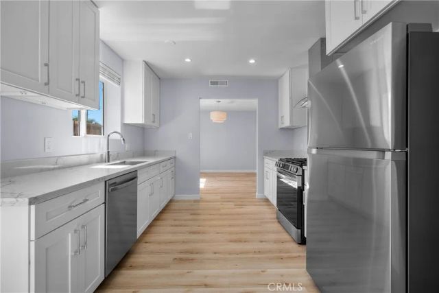 16824 Calahan Street, Northridge, CA 91343
