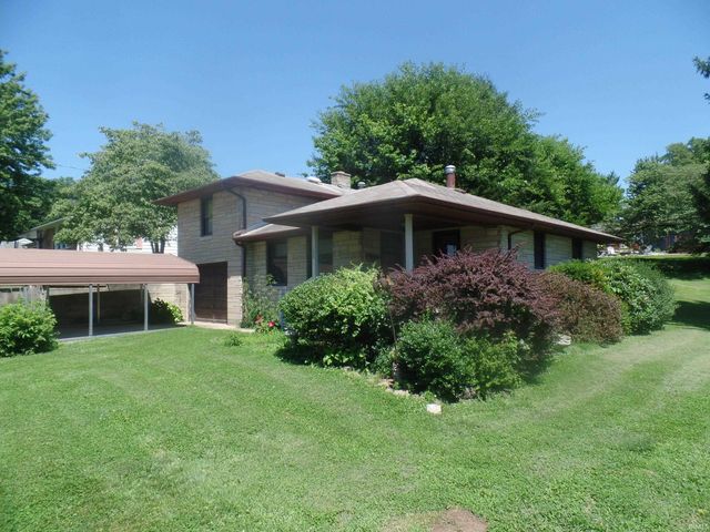 256 W Post Street, Bloomfield, IN 47424