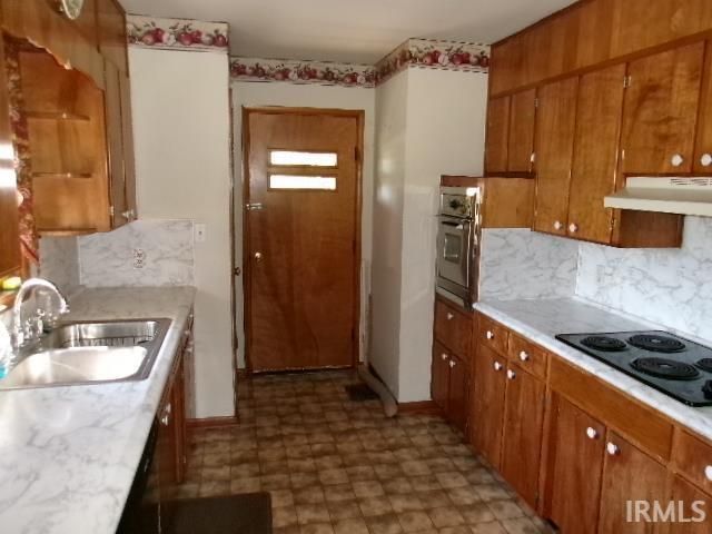 256 W Post Street, Bloomfield, IN 47424