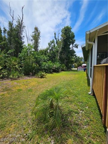 10796 Russell RD, Bokeelia, FL 33922