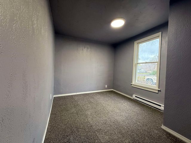 3707 E Bridgeport Ave, Spokane, WA 99217