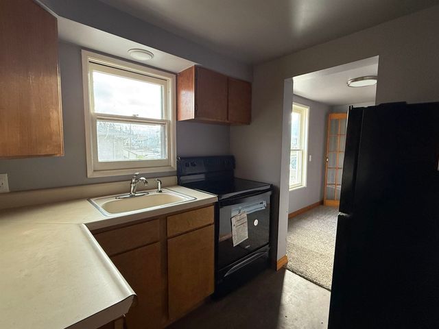 3707 E Bridgeport Ave, Spokane, WA 99217