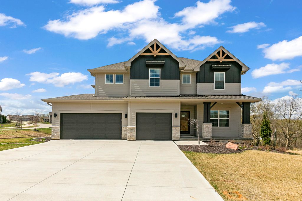 31 BALSAM Circle, Council Bluffs, IA 51503