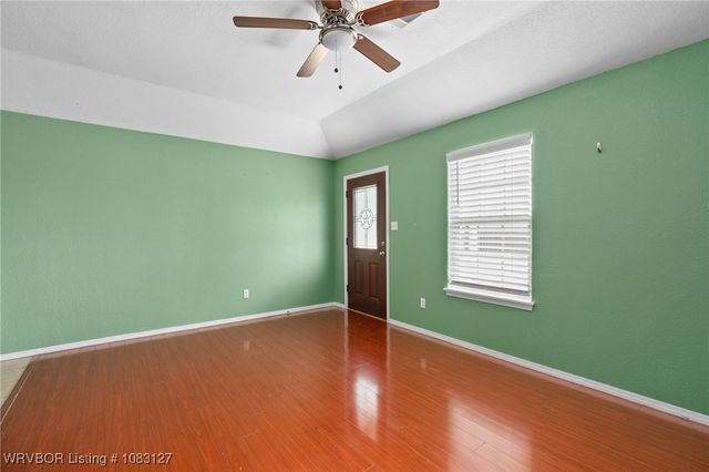 2410 Ridgeway Lane, Barling, AR 72923