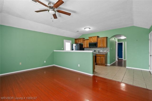 2410 Ridgeway Lane, Barling, AR 72923
