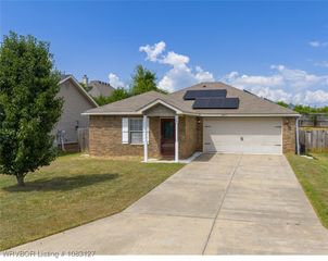 2410 Ridgeway Lane, Barling, AR 72923