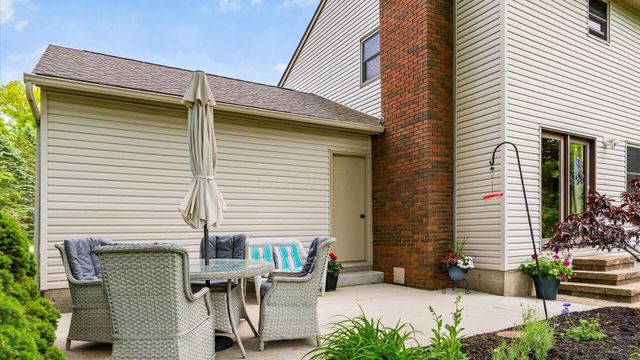 7619 Wilbur Road, New Albany, OH 43054