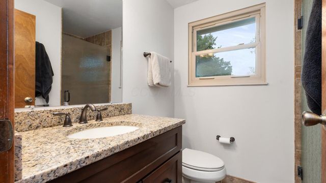 7619 Wilbur Road, New Albany, OH 43054
