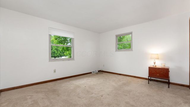 7619 Wilbur Road, New Albany, OH 43054