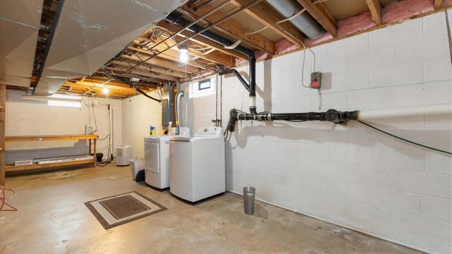 7619 Wilbur Road, New Albany, OH 43054