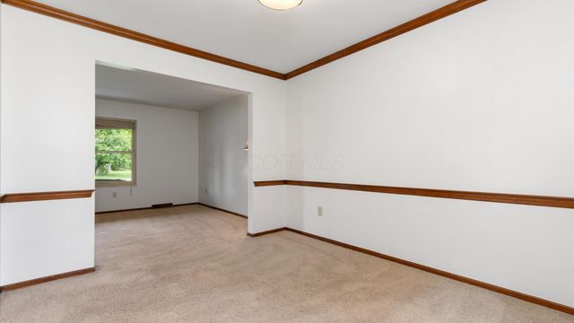 7619 Wilbur Road, New Albany, OH 43054