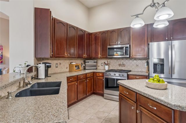 1955 CASCADES COVE DRIVE, Orlando, FL 32820