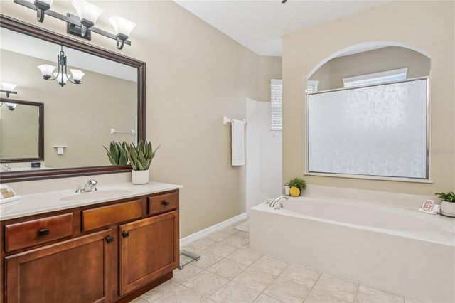 1955 CASCADES COVE DRIVE, Orlando, FL 32820