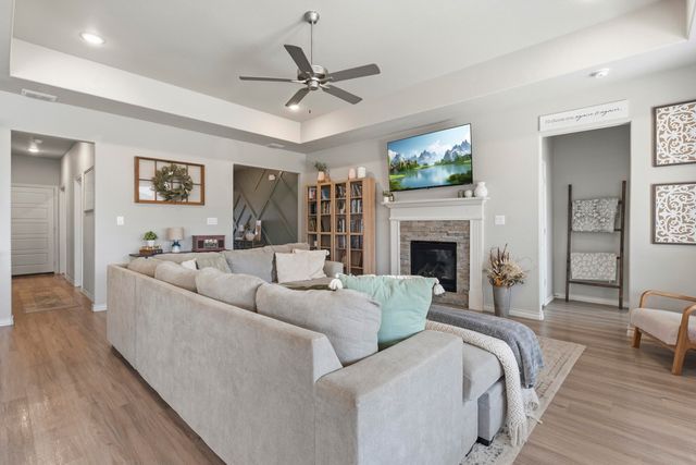 819 N 3rd Street, Wolfforth, TX 79382