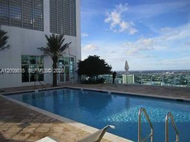 133 NE 2nd Ave 1709, Miami, FL 33132