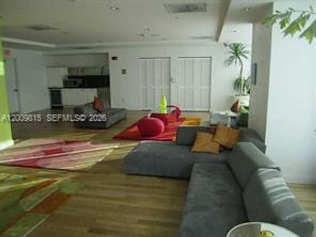 133 NE 2nd Ave 1709, Miami, FL 33132