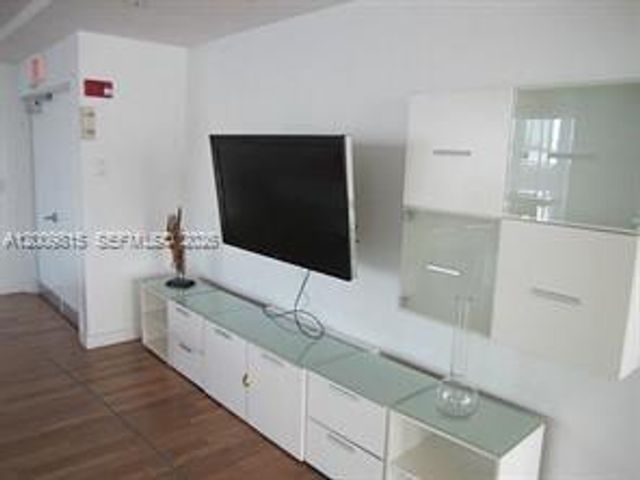 133 NE 2nd Ave 1709, Miami, FL 33132