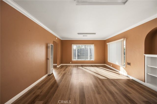 801 W 17th Street, Santa Ana, CA 92706