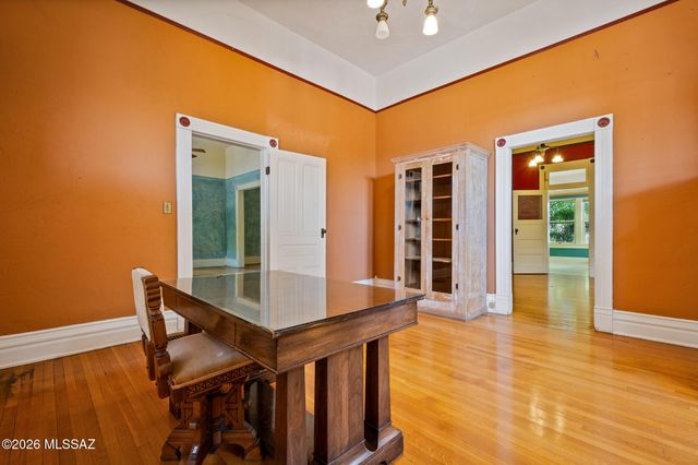 215 S 5th Avenue, Tucson, AZ 85701