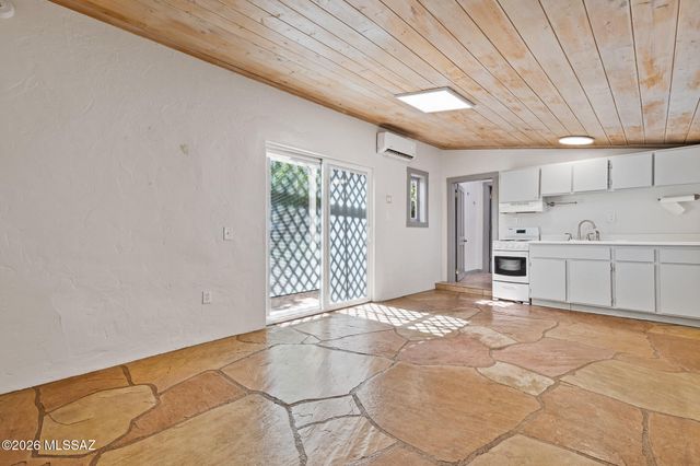 215 S 5th Avenue, Tucson, AZ 85701
