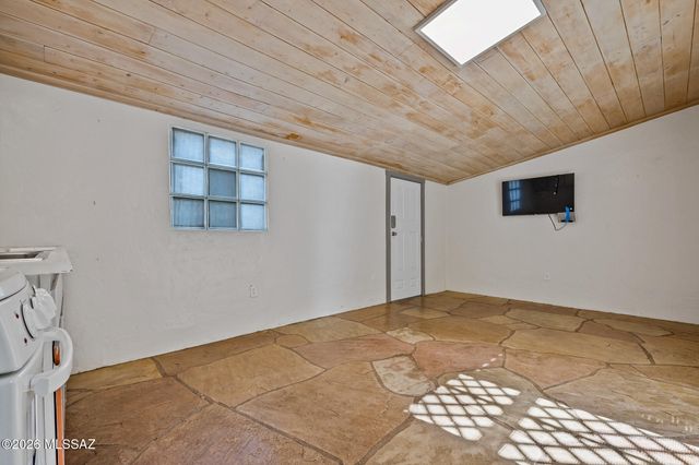 215 S 5th Avenue, Tucson, AZ 85701