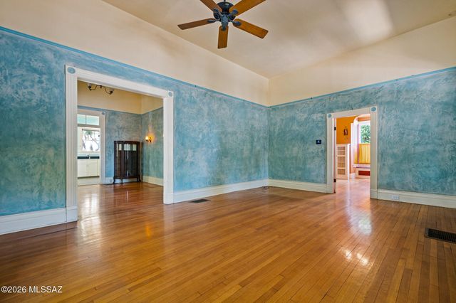 215 S 5th Avenue, Tucson, AZ 85701