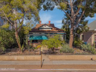 215 S 5th Avenue, Tucson, AZ 85701