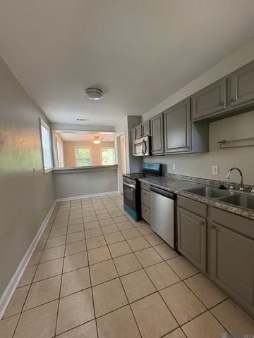 5974 Byron Ave, Baton Rouge, LA 70805