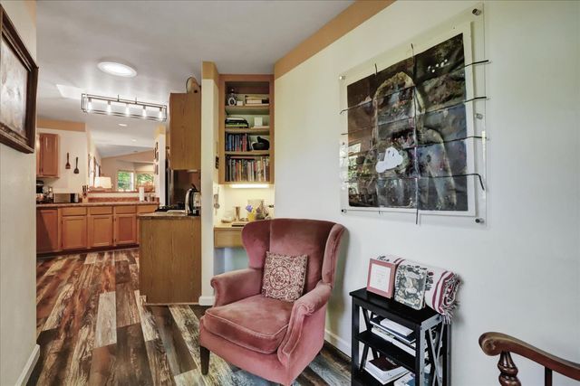 10901 Footwall Dr, Grass Valley, CA 95945