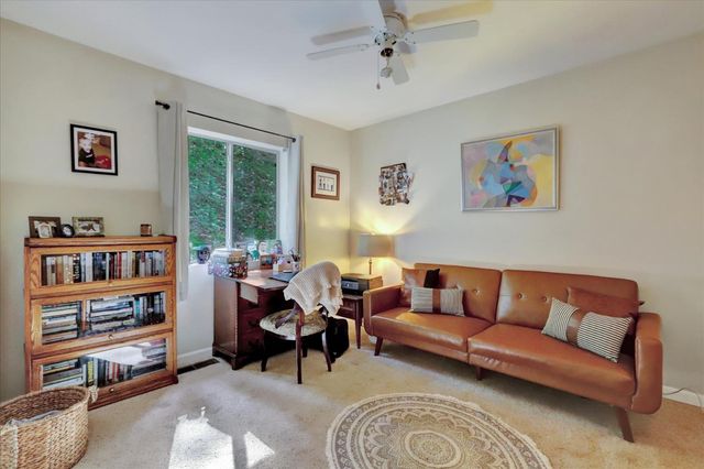 10901 Footwall Dr, Grass Valley, CA 95945