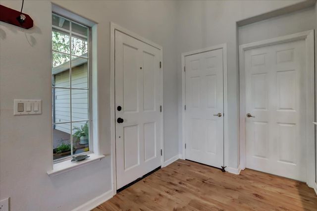 10901 Footwall Dr, Grass Valley, CA 95945