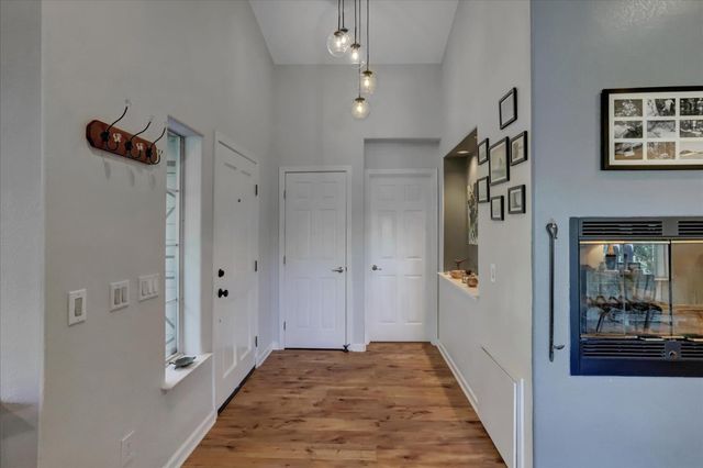 10901 Footwall Dr, Grass Valley, CA 95945