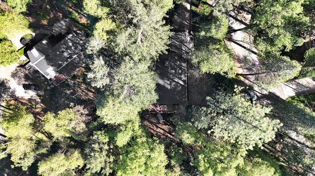 10901 Footwall Dr, Grass Valley, CA 95945